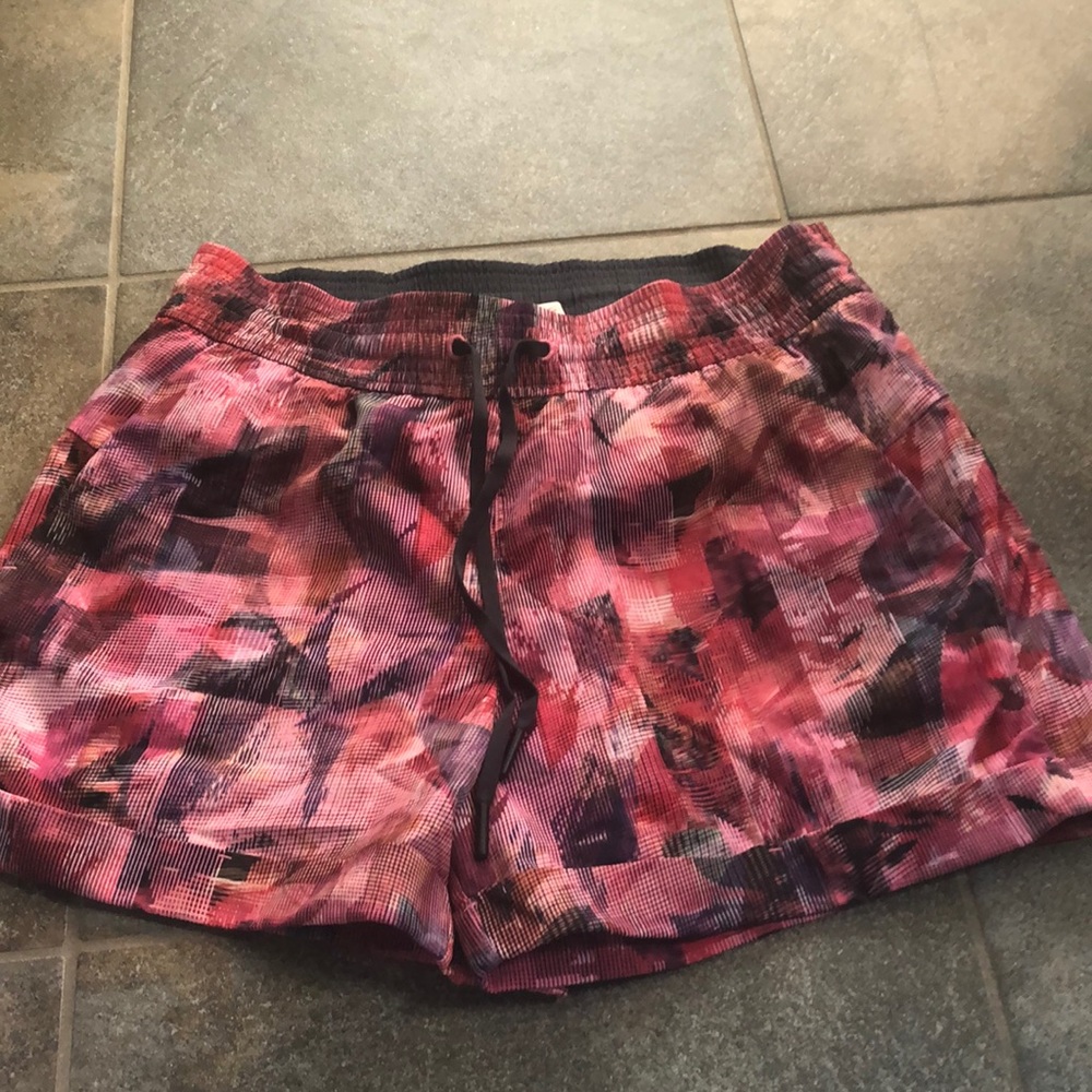 Women’s lululemon shorts